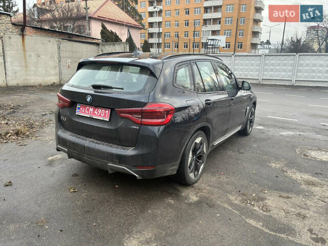 Чорний БМВ iX3, об'ємом двигуна 0 л та пробігом 147 тис. км за 29000 $, фото 4 на Automoto.ua