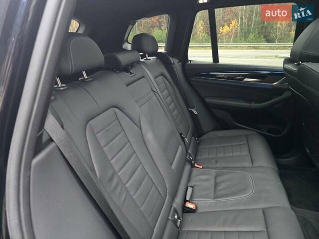 Черный БМВ iX3, объемом двигателя 0 л и пробегом 79 тыс. км за 34999 $, фото 82 на Automoto.ua