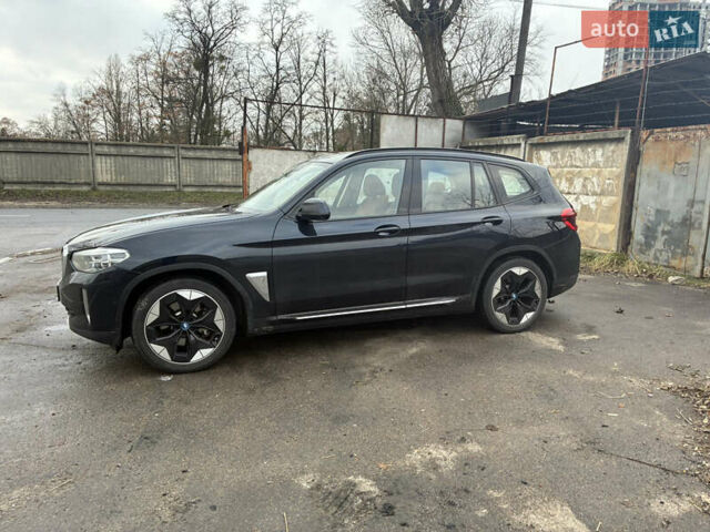 Чорний БМВ iX3, об'ємом двигуна 0 л та пробігом 147 тис. км за 29000 $, фото 7 на Automoto.ua