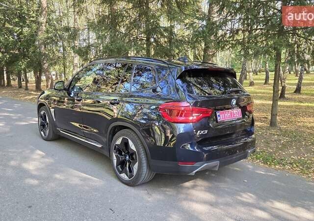 Черный БМВ iX3, объемом двигателя 0 л и пробегом 162 тыс. км за 31999 $, фото 3 на Automoto.ua