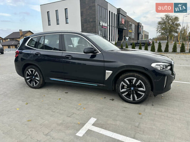 Черный БМВ iX3, объемом двигателя 0 л и пробегом 154 тыс. км за 29900 $, фото 1 на Automoto.ua
