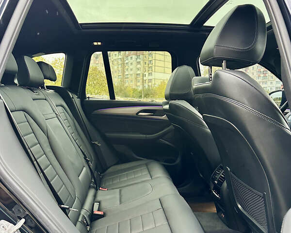 Черный БМВ iX3, объемом двигателя 0 л и пробегом 68 тыс. км за 32900 $, фото 21 на Automoto.ua