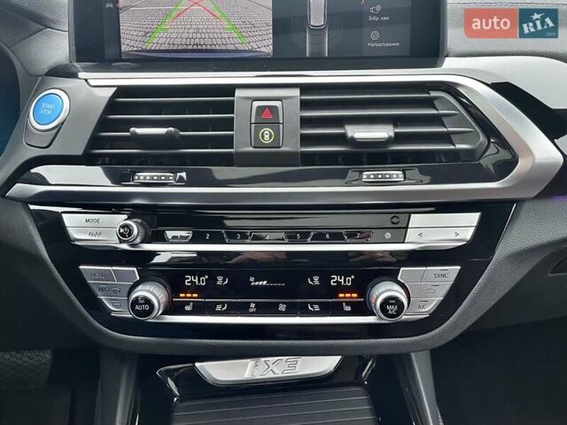 Чорний БМВ iX3, об'ємом двигуна 0 л та пробігом 97 тис. км за 31700 $, фото 59 на Automoto.ua
