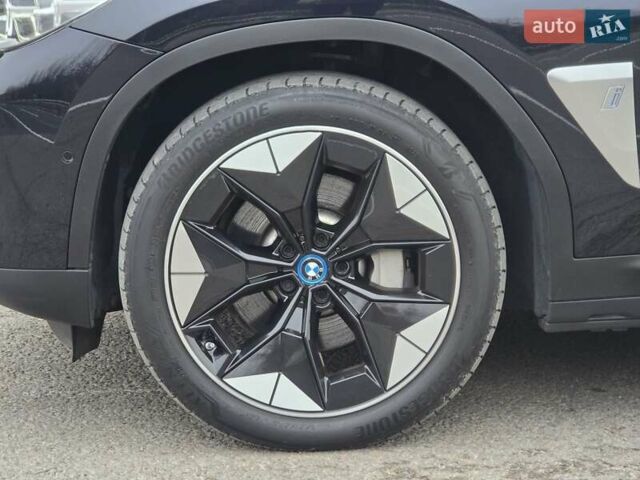 Черный БМВ iX3, объемом двигателя 0 л и пробегом 79 тыс. км за 34999 $, фото 31 на Automoto.ua