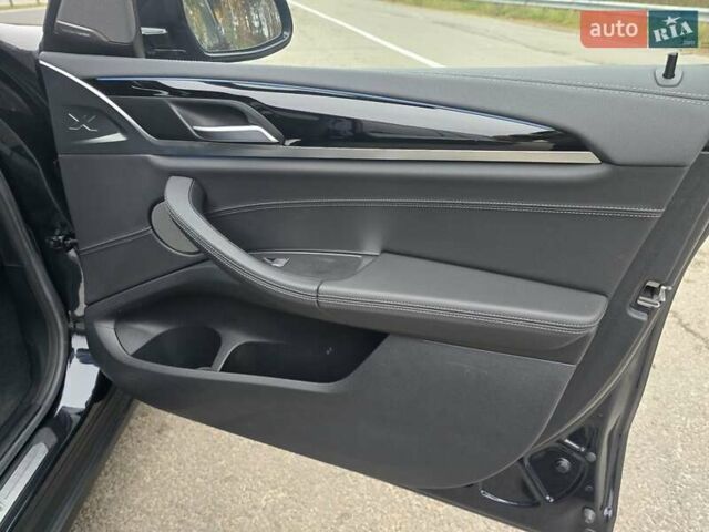 Черный БМВ iX3, объемом двигателя 0 л и пробегом 79 тыс. км за 34999 $, фото 86 на Automoto.ua