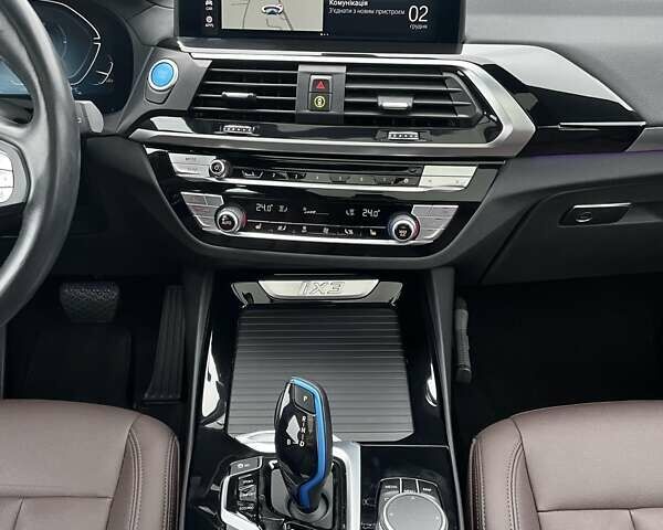 Чорний БМВ iX3, об'ємом двигуна 0 л та пробігом 97 тис. км за 31700 $, фото 42 на Automoto.ua