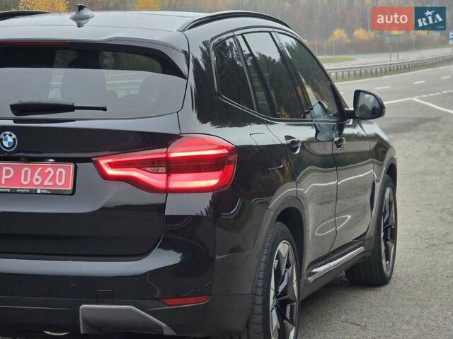 Черный БМВ iX3, объемом двигателя 0 л и пробегом 79 тыс. км за 34999 $, фото 35 на Automoto.ua