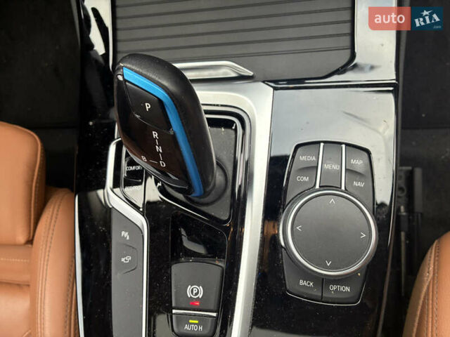 Чорний БМВ iX3, об'ємом двигуна 0 л та пробігом 147 тис. км за 29000 $, фото 24 на Automoto.ua