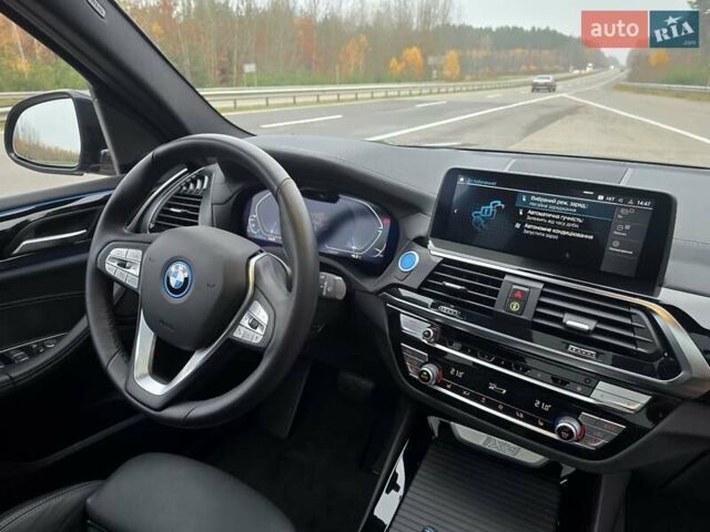 Черный БМВ iX3, объемом двигателя 0 л и пробегом 79 тыс. км за 34999 $, фото 97 на Automoto.ua