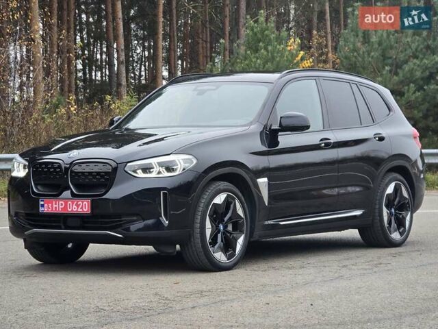 Черный БМВ iX3, объемом двигателя 0 л и пробегом 79 тыс. км за 34999 $, фото 1 на Automoto.ua