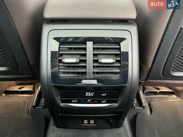 Чорний БМВ iX3, об'ємом двигуна 0 л та пробігом 97 тис. км за 31700 $, фото 28 на Automoto.ua