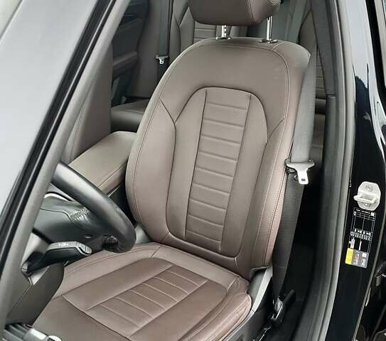 Чорний БМВ iX3, об'ємом двигуна 0 л та пробігом 97 тис. км за 31700 $, фото 18 на Automoto.ua