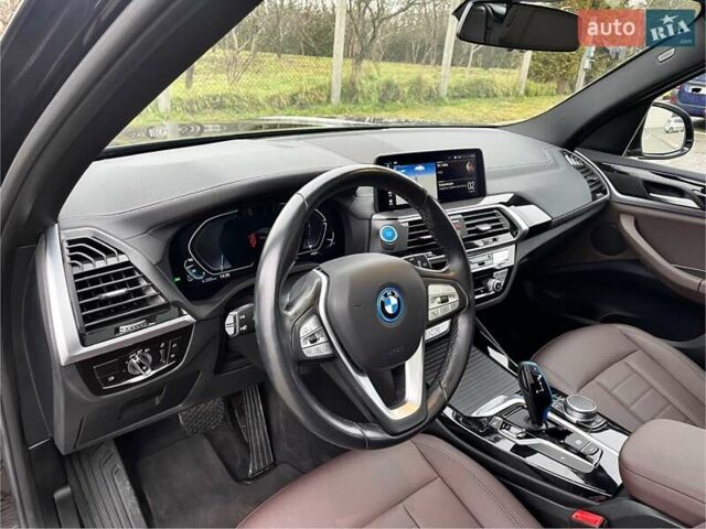 Чорний БМВ iX3, об'ємом двигуна 0 л та пробігом 97 тис. км за 31700 $, фото 20 на Automoto.ua
