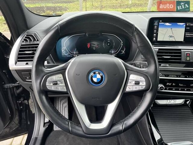 Чорний БМВ iX3, об'ємом двигуна 0 л та пробігом 97 тис. км за 31700 $, фото 36 на Automoto.ua