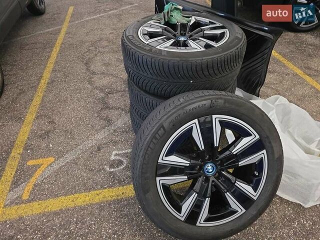 Черный БМВ iX3, объемом двигателя 0 л и пробегом 64 тыс. км за 42850 $, фото 8 на Automoto.ua