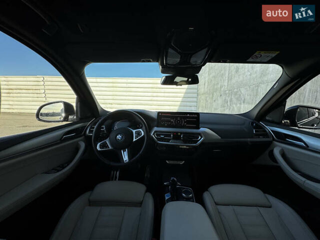 Черный БМВ iX3, объемом двигателя 0 л и пробегом 11 тыс. км за 42500 $, фото 5 на Automoto.ua