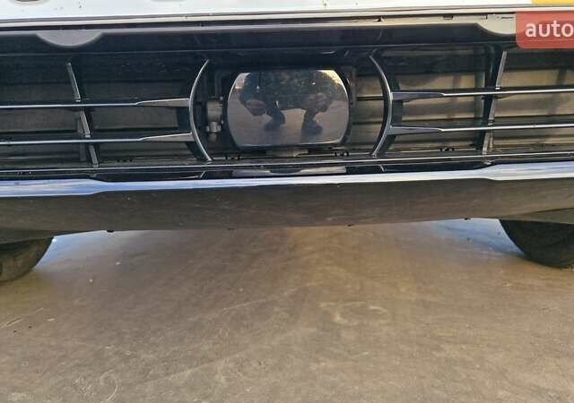 Черный БМВ iX3, объемом двигателя 0 л и пробегом 50 тыс. км за 41850 $, фото 12 на Automoto.ua