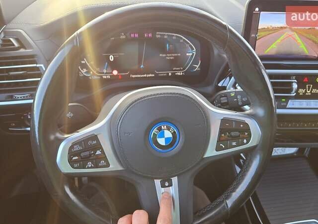 Черный БМВ iX3, объемом двигателя 0 л и пробегом 50 тыс. км за 41850 $, фото 18 на Automoto.ua