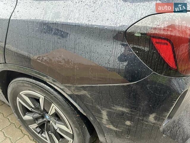 Черный БМВ iX3, объемом двигателя 0 л и пробегом 60 тыс. км за 32000 $, фото 9 на Automoto.ua