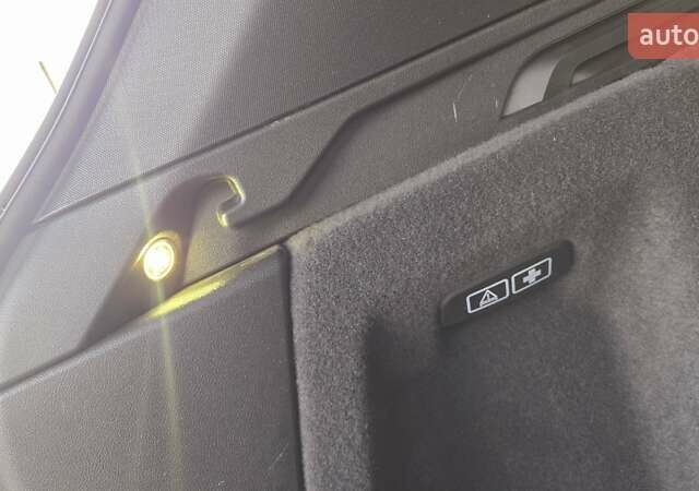 Черный БМВ iX3, объемом двигателя 0 л и пробегом 50 тыс. км за 41850 $, фото 49 на Automoto.ua