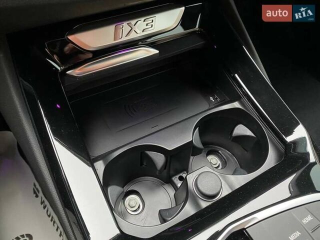 Черный БМВ iX3, объемом двигателя 0 л и пробегом 3 тыс. км за 36900 $, фото 23 на Automoto.ua