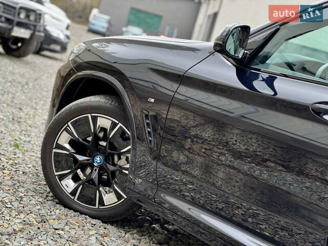 Черный БМВ iX3, объемом двигателя 0 л и пробегом 28 тыс. км за 45000 $, фото 14 на Automoto.ua