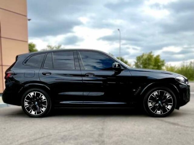 Черный БМВ iX3, объемом двигателя 0 л и пробегом 800 тыс. км за 42000 $, фото 15 на Automoto.ua