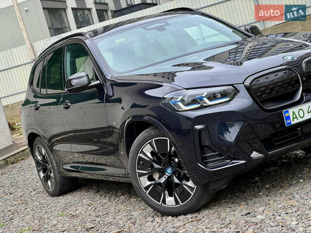 Черный БМВ iX3, объемом двигателя 0 л и пробегом 28 тыс. км за 45000 $, фото 13 на Automoto.ua