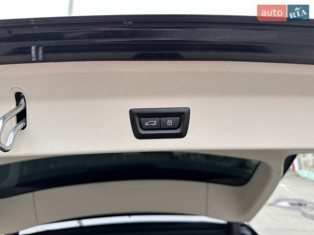 Черный БМВ iX3, объемом двигателя 0 л и пробегом 7 тыс. км за 37900 $, фото 9 на Automoto.ua