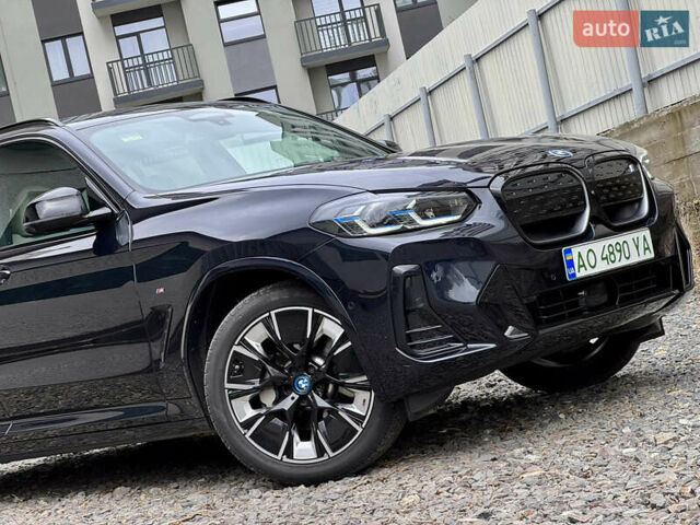 Черный БМВ iX3, объемом двигателя 0 л и пробегом 28 тыс. км за 45000 $, фото 10 на Automoto.ua