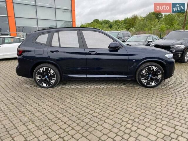Черный БМВ iX3, объемом двигателя 0 л и пробегом 6 тыс. км за 36400 $, фото 7 на Automoto.ua