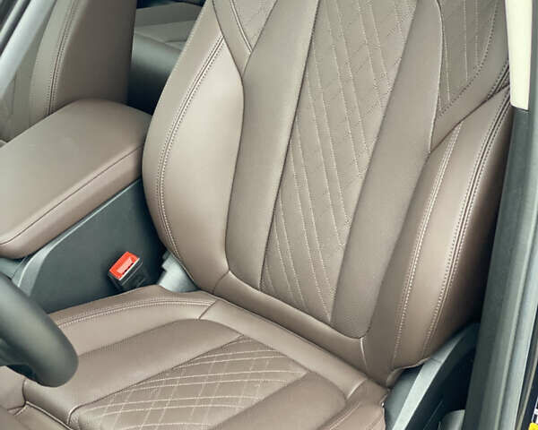 Черный БМВ iX3, объемом двигателя 0 л и пробегом 1 тыс. км за 39999 $, фото 16 на Automoto.ua