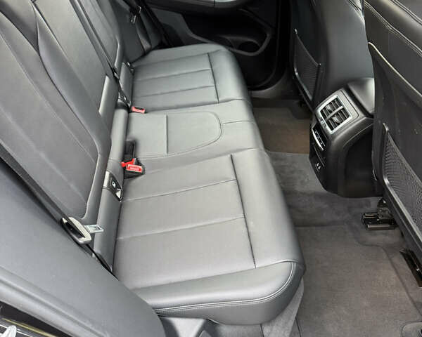 Черный БМВ iX3, объемом двигателя 0 л и пробегом 54 тыс. км за 39500 $, фото 6 на Automoto.ua