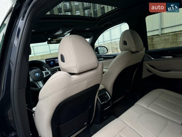 Черный БМВ iX3, объемом двигателя 0 л и пробегом 28 тыс. км за 45000 $, фото 44 на Automoto.ua