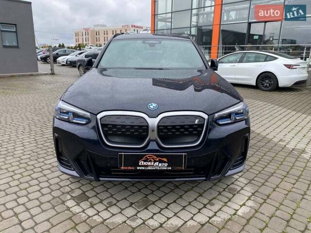 Черный БМВ iX3, объемом двигателя 0 л и пробегом 6 тыс. км за 36400 $, фото 1 на Automoto.ua