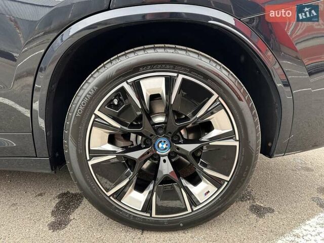 Черный БМВ iX3, объемом двигателя 0 л и пробегом 7 тыс. км за 37900 $, фото 28 на Automoto.ua