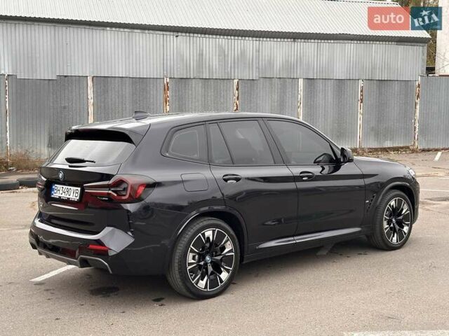 Черный БМВ iX3, объемом двигателя 0 л и пробегом 7 тыс. км за 37900 $, фото 5 на Automoto.ua