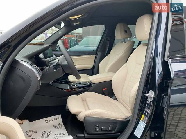 Черный БМВ iX3, объемом двигателя 0 л и пробегом 3 тыс. км за 36900 $, фото 26 на Automoto.ua
