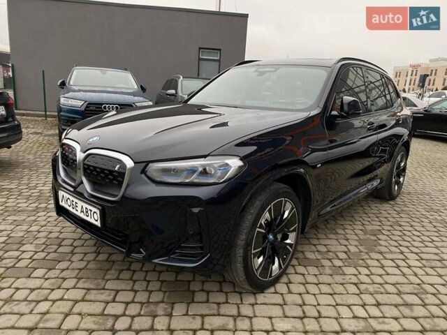 Черный БМВ iX3, объемом двигателя 0 л и пробегом 3 тыс. км за 36900 $, фото 2 на Automoto.ua