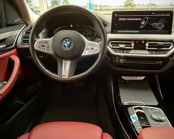 Черный БМВ iX3, объемом двигателя 0 л и пробегом 800 тыс. км за 42000 $, фото 3 на Automoto.ua