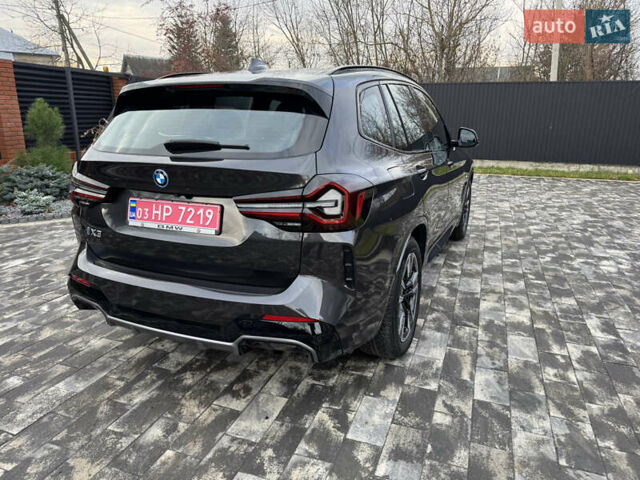 Черный БМВ iX3, объемом двигателя 0 л и пробегом 54 тыс. км за 39500 $, фото 21 на Automoto.ua