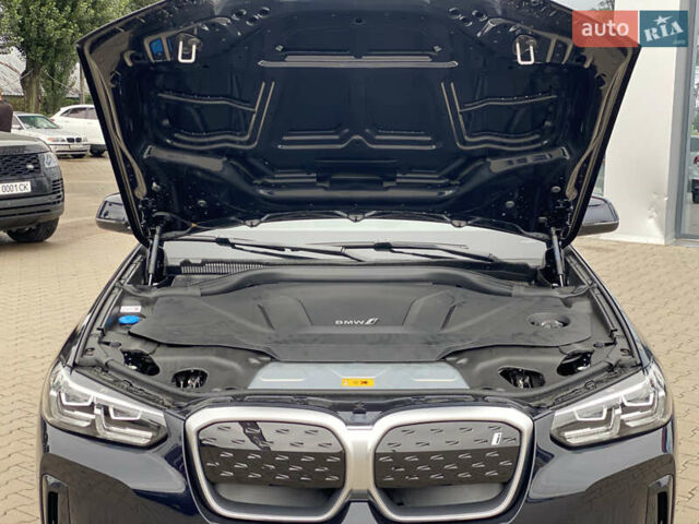 Черный БМВ iX3, объемом двигателя 0 л и пробегом 1 тыс. км за 39999 $, фото 38 на Automoto.ua