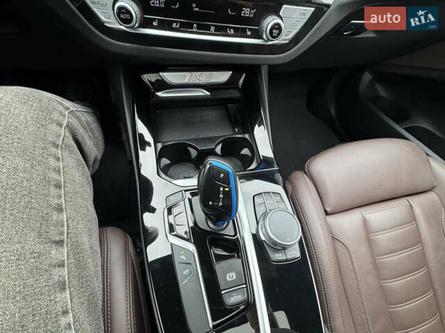 Коричневий БМВ iX3, об'ємом двигуна 0 л та пробігом 119 тис. км за 31500 $, фото 113 на Automoto.ua