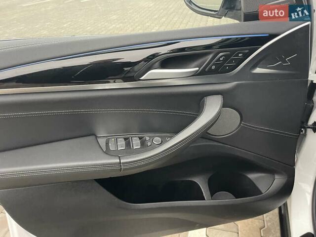 БМВ iX3, объемом двигателя 0 л и пробегом 136 тыс. км за 24800 $, фото 10 на Automoto.ua