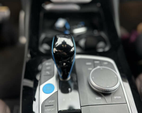 БМВ iX3, объемом двигателя 0 л и пробегом 100 тыс. км за 38000 $, фото 15 на Automoto.ua