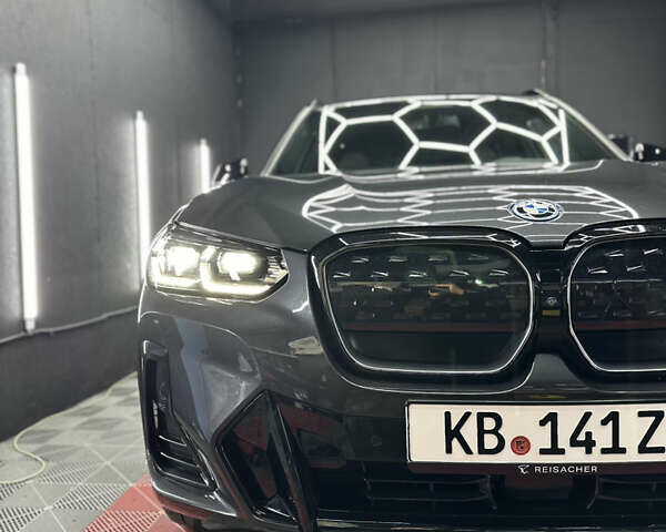 БМВ iX3, объемом двигателя 0 л и пробегом 100 тыс. км за 38000 $, фото 31 на Automoto.ua