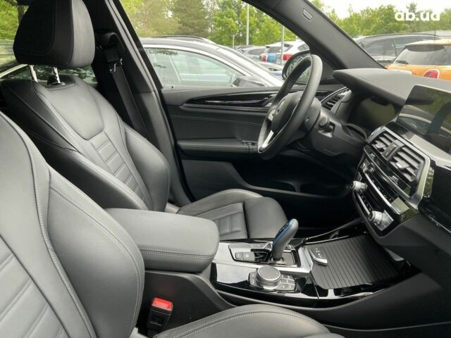 БМВ iX3, объемом двигателя 0 л и пробегом 5 тыс. км за 63252 $, фото 16 на Automoto.ua