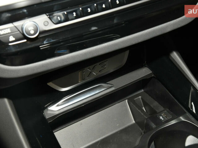 БМВ iX3, объемом двигателя 0 л и пробегом 0 тыс. км за 37999 $, фото 19 на Automoto.ua