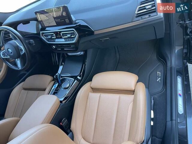 Серый БМВ iX3, объемом двигателя 0 л и пробегом 39 тыс. км за 38000 $, фото 35 на Automoto.ua