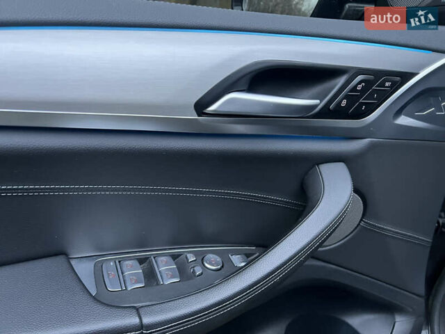 Сірий БМВ iX3, об'ємом двигуна 0 л та пробігом 88 тис. км за 33000 $, фото 27 на Automoto.ua